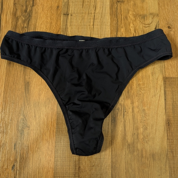 Panties - Picture 2 of 3